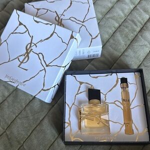 Yves Saint Laurent libre perfume